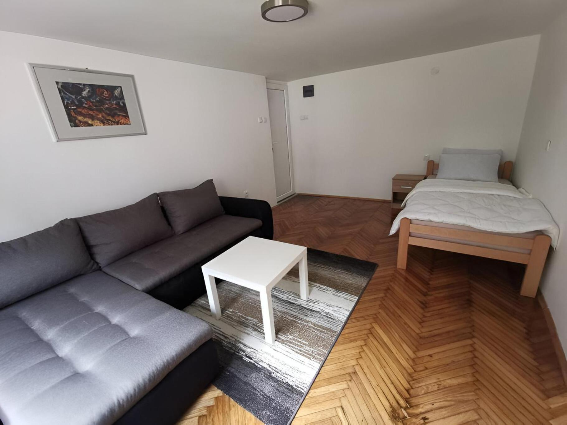 Nov Apartman U Mirnoj Ulici U Centru Beograda Εξωτερικό φωτογραφία